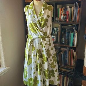 Jessica Howard size 12 Garden Tea Party Green and White Summer Formal Easter